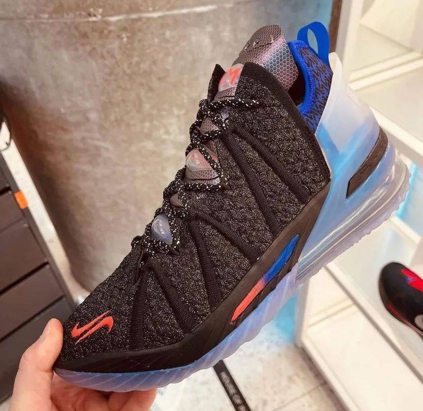  篮球跨界合作频现，品牌联名引领潮流