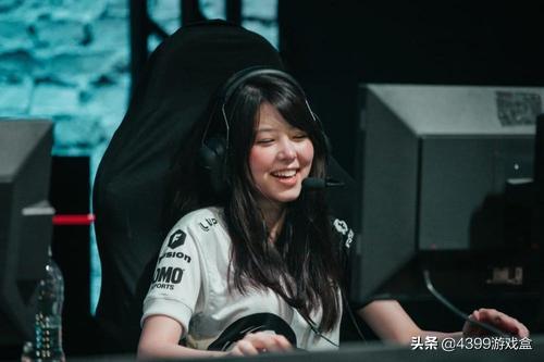  电竞女选手破纪录，巾帼不让须眉男
