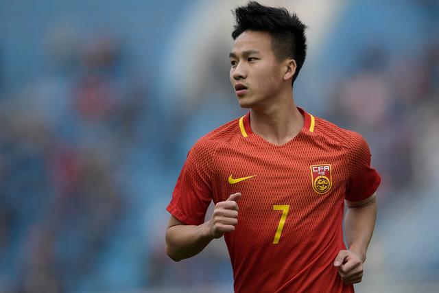  青训硕果终见成效，梯队新星涌现职业赛场