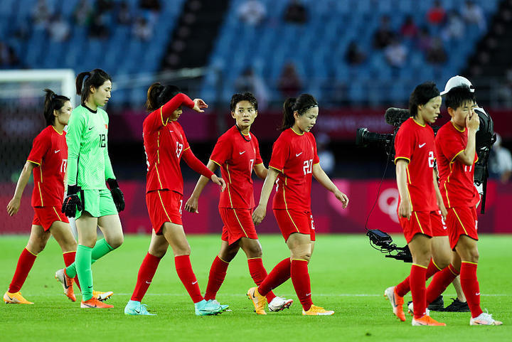  女足亚洲杯激烈角逐，中国玫瑰绽放异彩