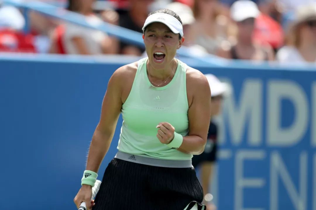  佩古拉稳定发挥，蒙特雷站终结冠军荒